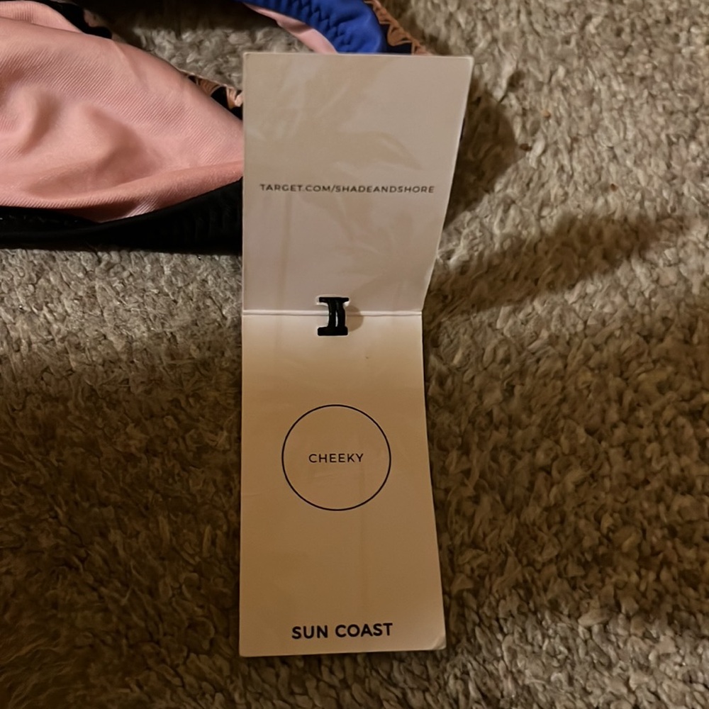 Swimsuit (bottom) - Picture 3 of 4